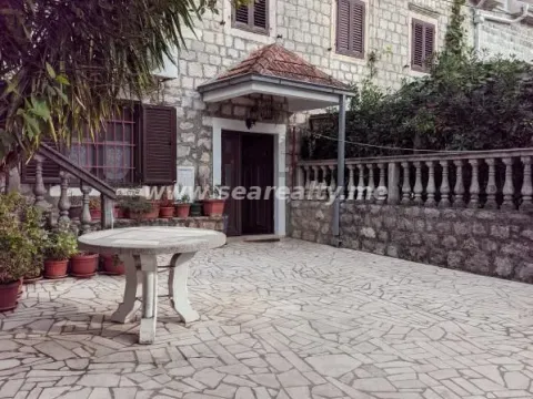 Prodaja, kuća, 190m², Dobrota, Kotor - image 2