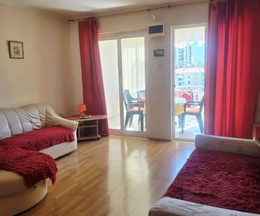 Prodaja, dvosoban stan, 65m², Boreti, Budva