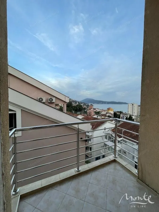 Prodaja, dvosoban stan, 83m², Igalo, Herceg Novi