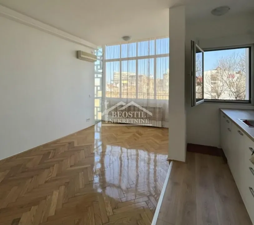 Rent, three bedroom apartment, 78m², Stari Grad, Beograd
