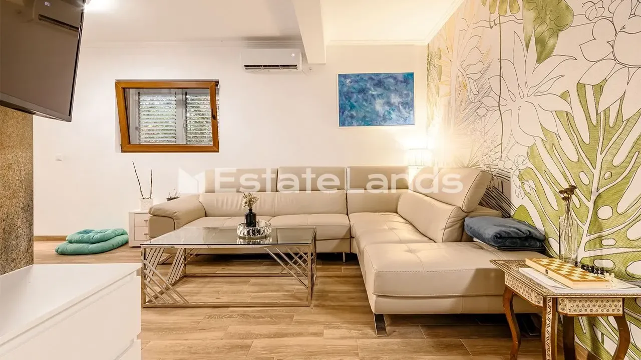 Izdavanje, dvosoban stan, 65m², Donja Lastva, Tivat
