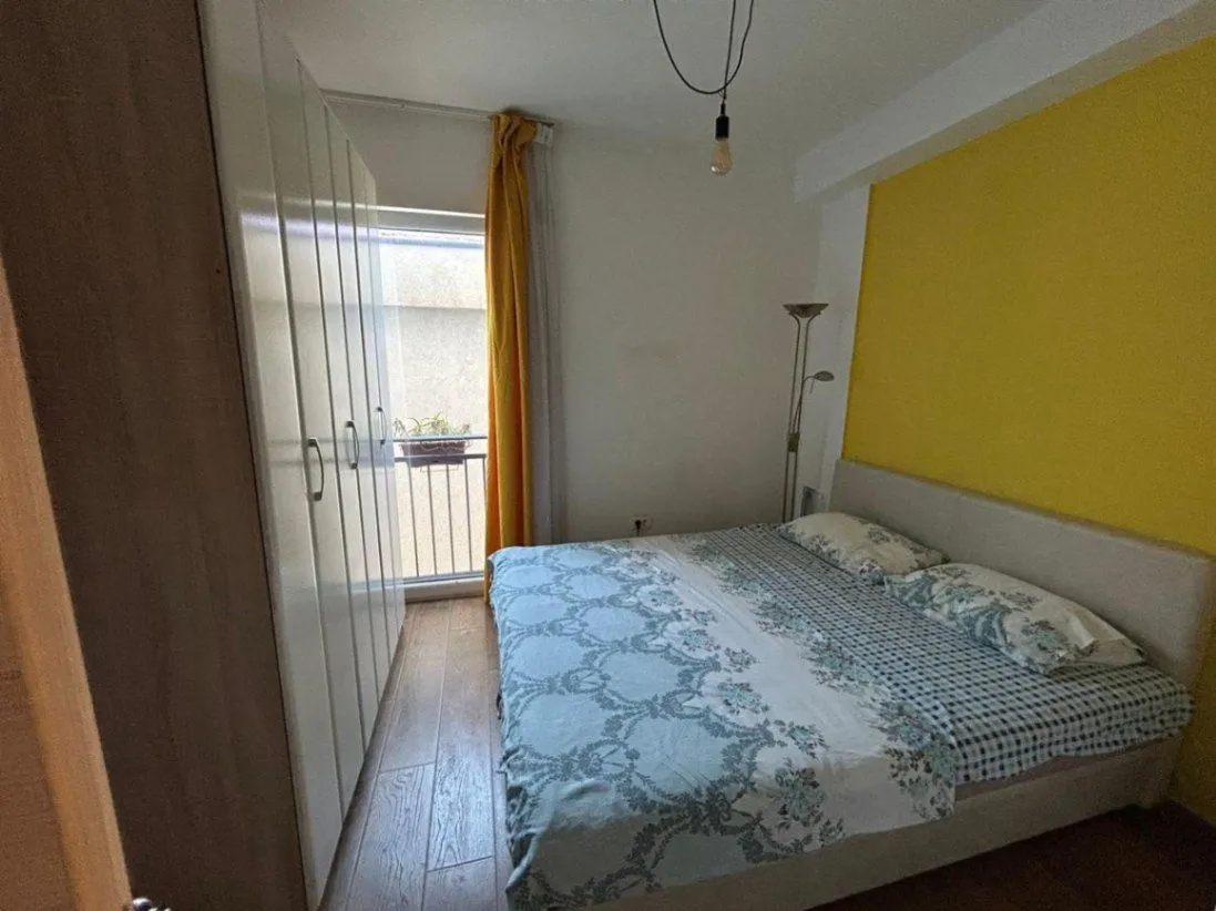 Izdavanje, dvosoban stan, 110m², Zeleni Pojas, Bar