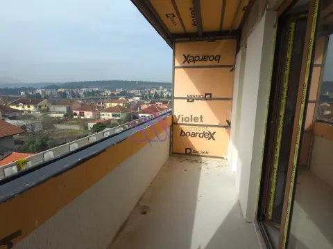 Prodaja, dvosoban stan, 76m², Stari Aerodrom, Podgorica - image 16