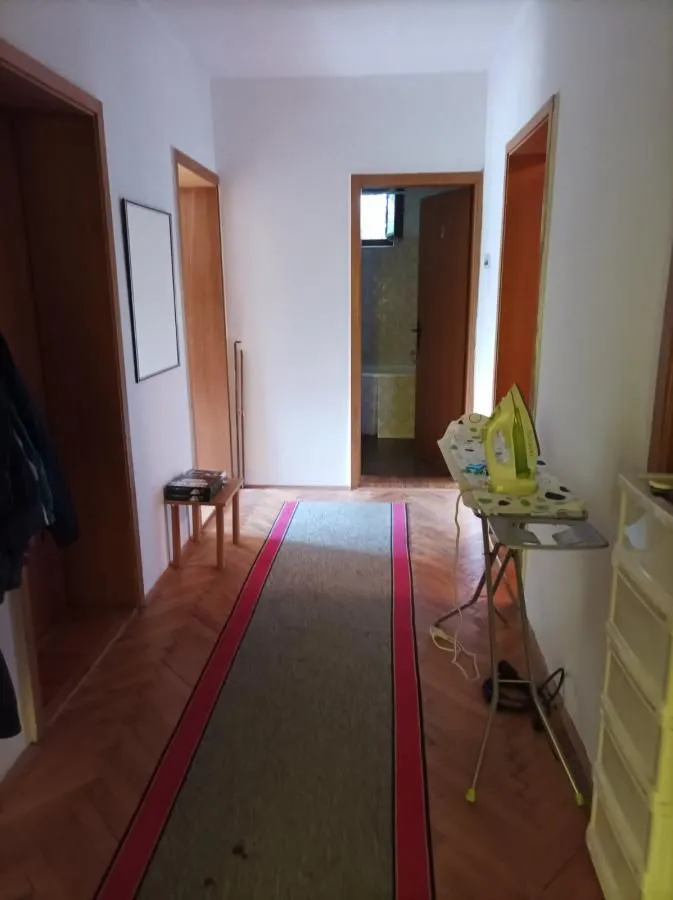 Prodaja, kuća, 370m², Palilula, Niš