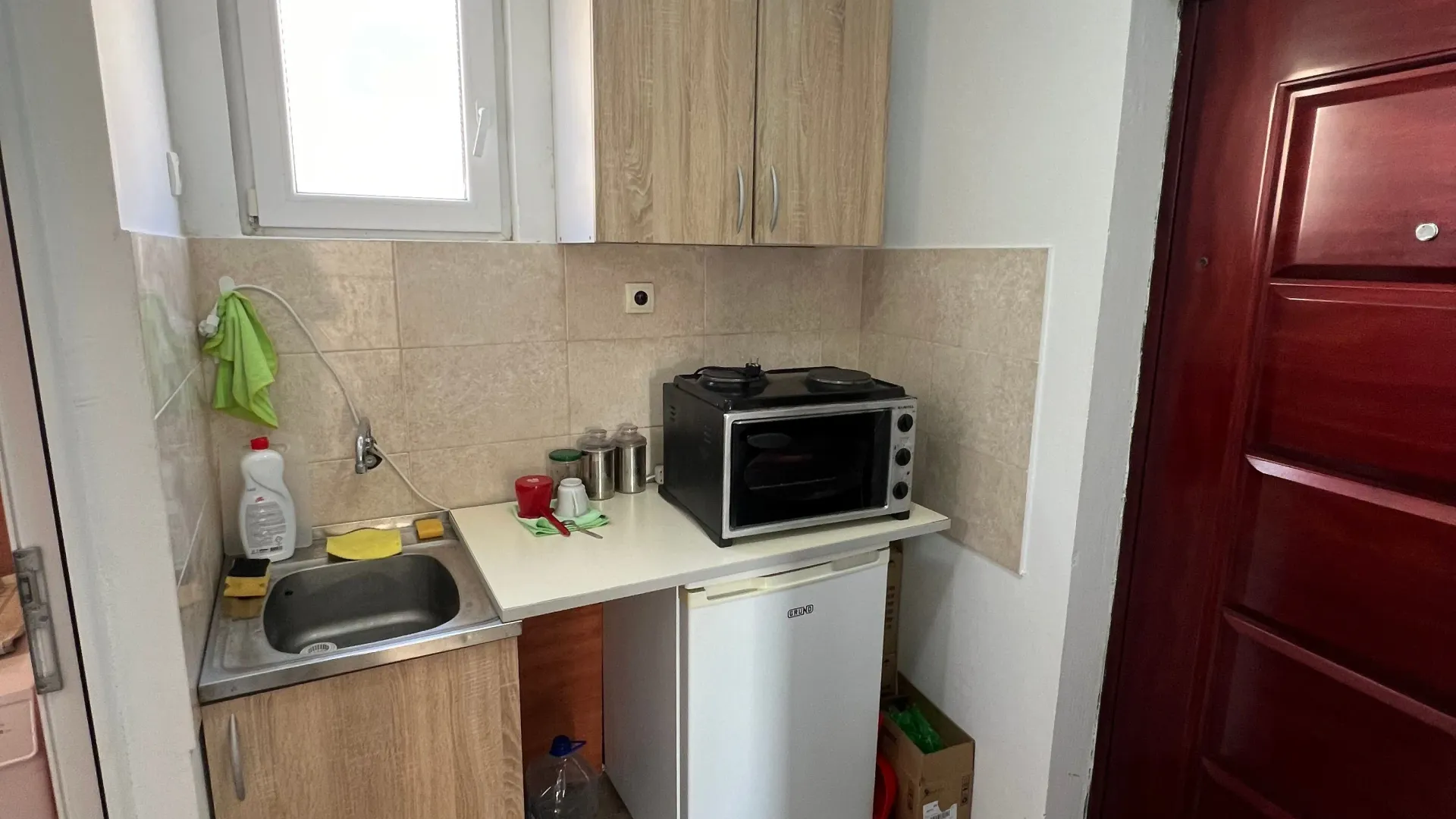 Izdavanje, jednosoban stan, 30m², Sutomore, Bar