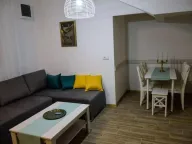 Izdavanje, dvosoban stan, 70m², Slavija, Vračar Sve Podlokacije