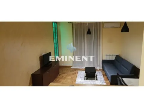 Izdavanje, stan, 43m², Lekino Brdo, Voždovac Sve Podlokacije