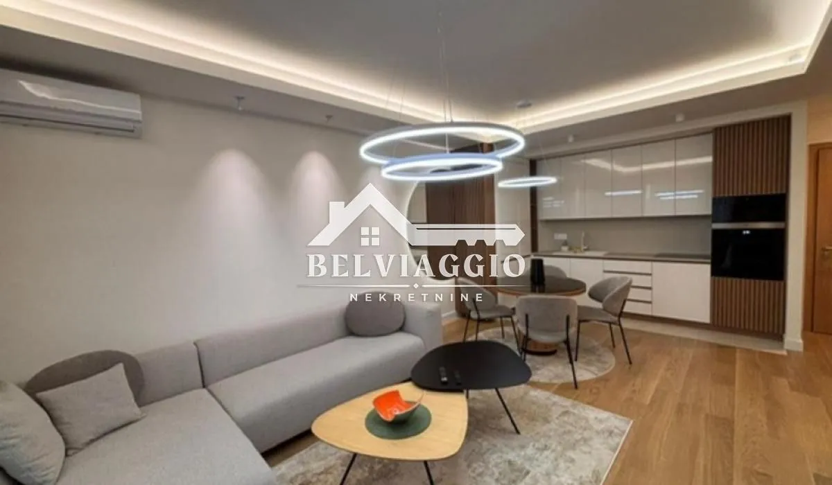 Rent, three bedroom apartment, 76m², Grad, Kotor