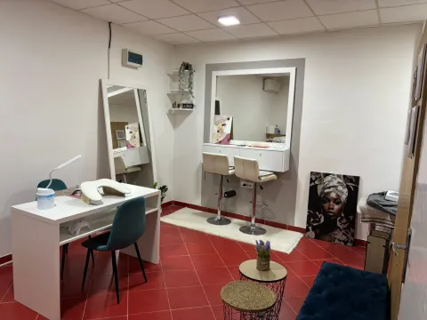 Rent, office space, 24m², Pažići, Danilovgrad - image 4
