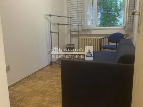 Rent, two bedroom apartment, 70m², Kalenić Pijaca, Vračar Sve Podlokacije - image 13