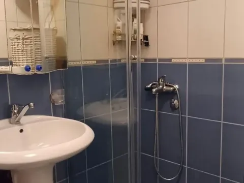 Izdavanje, jednosoban stan, 55m², Bar, Crna Gora - image 10