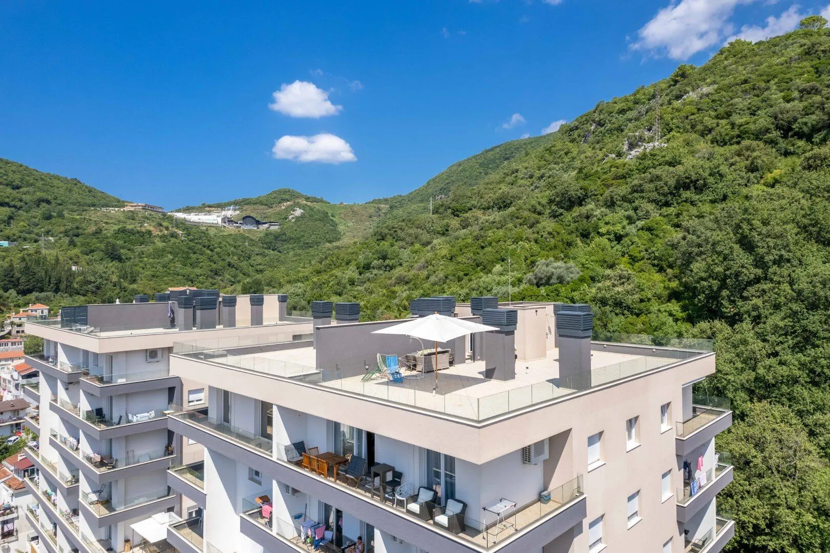 Prodaja, trosoban stan, 104m², Budva, Crna Gora