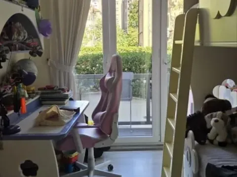 Rent, three bedroom apartment, 70m², Slavija, Vračar Sve Podlokacije - image 8