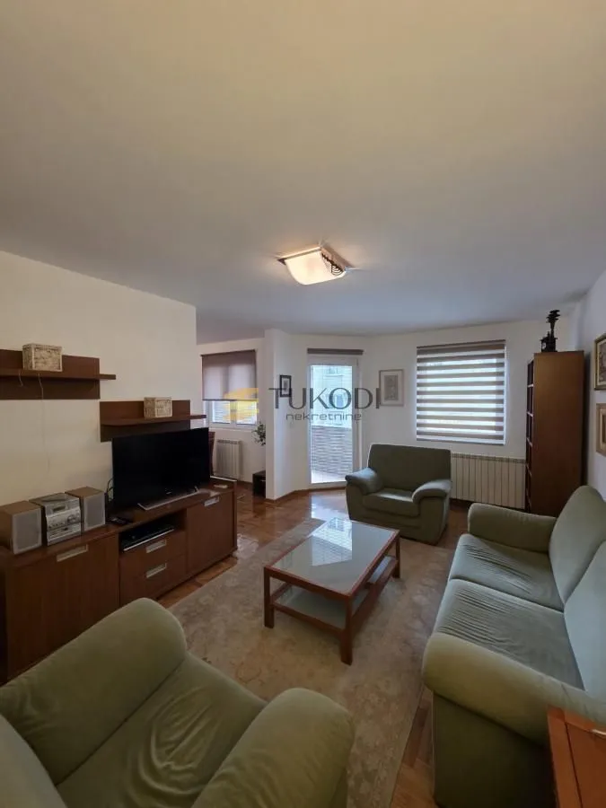 Rent, three bedroom apartment, 100m², Lekino Brdo, Voždovac Sve Podlokacije