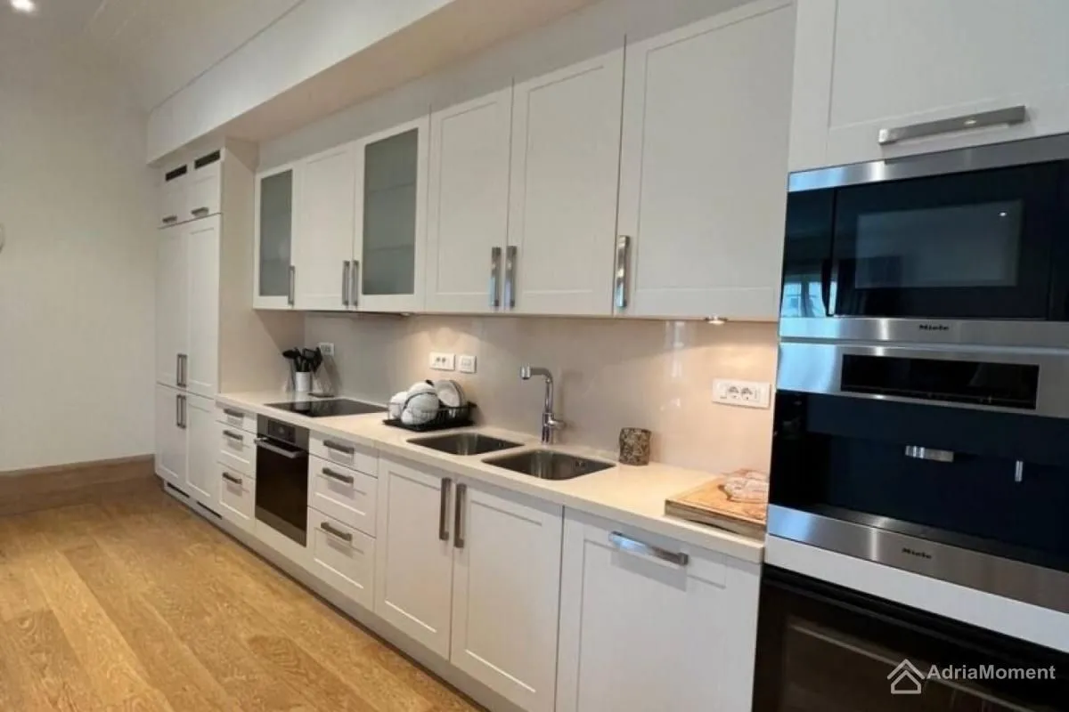 Prodaja, dvosoban stan, 131m², Porto Montenegro, Tivat