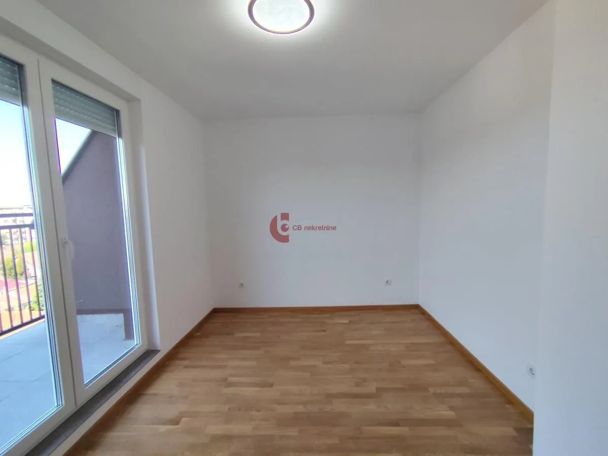 Prodaja, dvosoban stan, 50m², Bajnat, Subotica