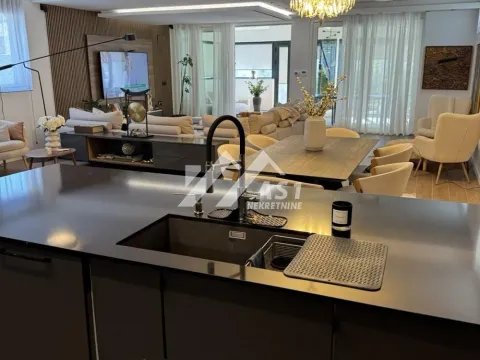 Izdavanje, kuća, 300m², Kamenjar, Novi Sad Sve Podlokacije - image 5