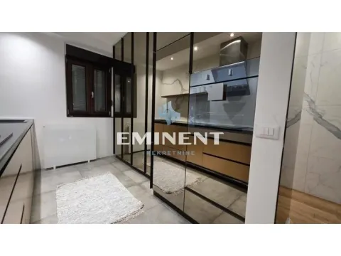 Rent, three bedroom apartment, 111m², Neimar, Vračar Sve Podlokacije - image 5