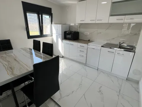 Rent, two bedroom apartment, 85m², Tomba, Bar - image 6