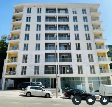 Rent, studio apartment, 35m², Bečići, Budva - image 9
