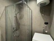 Izdavanje, jednosoban stan, 50m², City Kvart, Podgorica - image 10