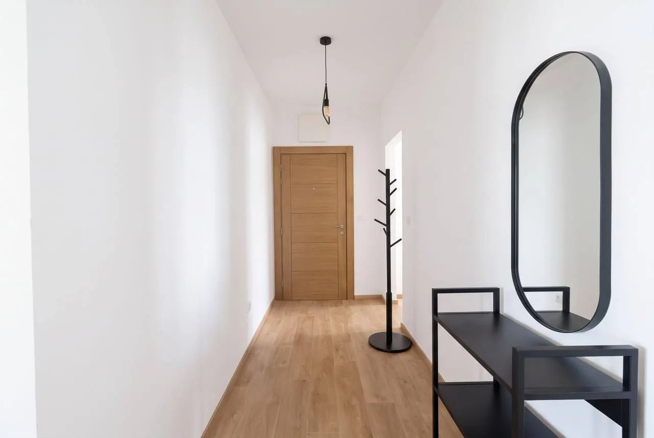 Rent, one bedroom apartment, 47m², Centar, Budva