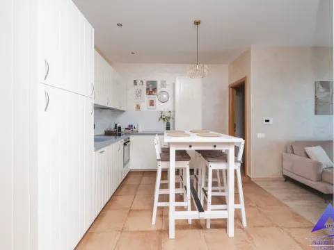 Rent, two bedroom apartment, 74m², Bečići, Budva - image 8