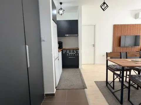 Rent, one bedroom apartment, 39m², 1 maj, Podgorica - image 9