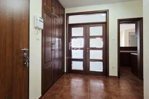 Rent, two bedroom apartment, 125m², Gorica C, Podgorica - image 16