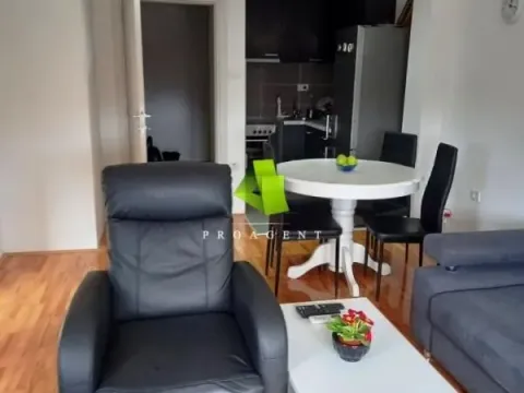 Prodaja, dvosoban stan, 64m², Pantelej, Niš - image 2