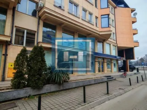 Prodaja, poslovni prostor, 85m², Centar, Paraćin - image 3