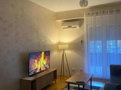 Izdavanje, jednosoban stan, 56m², City Kvart, Podgorica - image 5