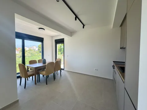 Izdavanje, dvosoban stan, 86m², Kava, Tivat - image 4