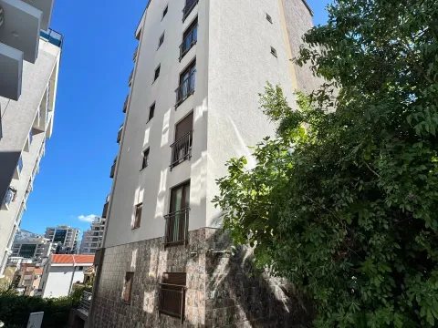 Sale, two bedroom apartment, 51m², Budva, Crna Gora - image 17