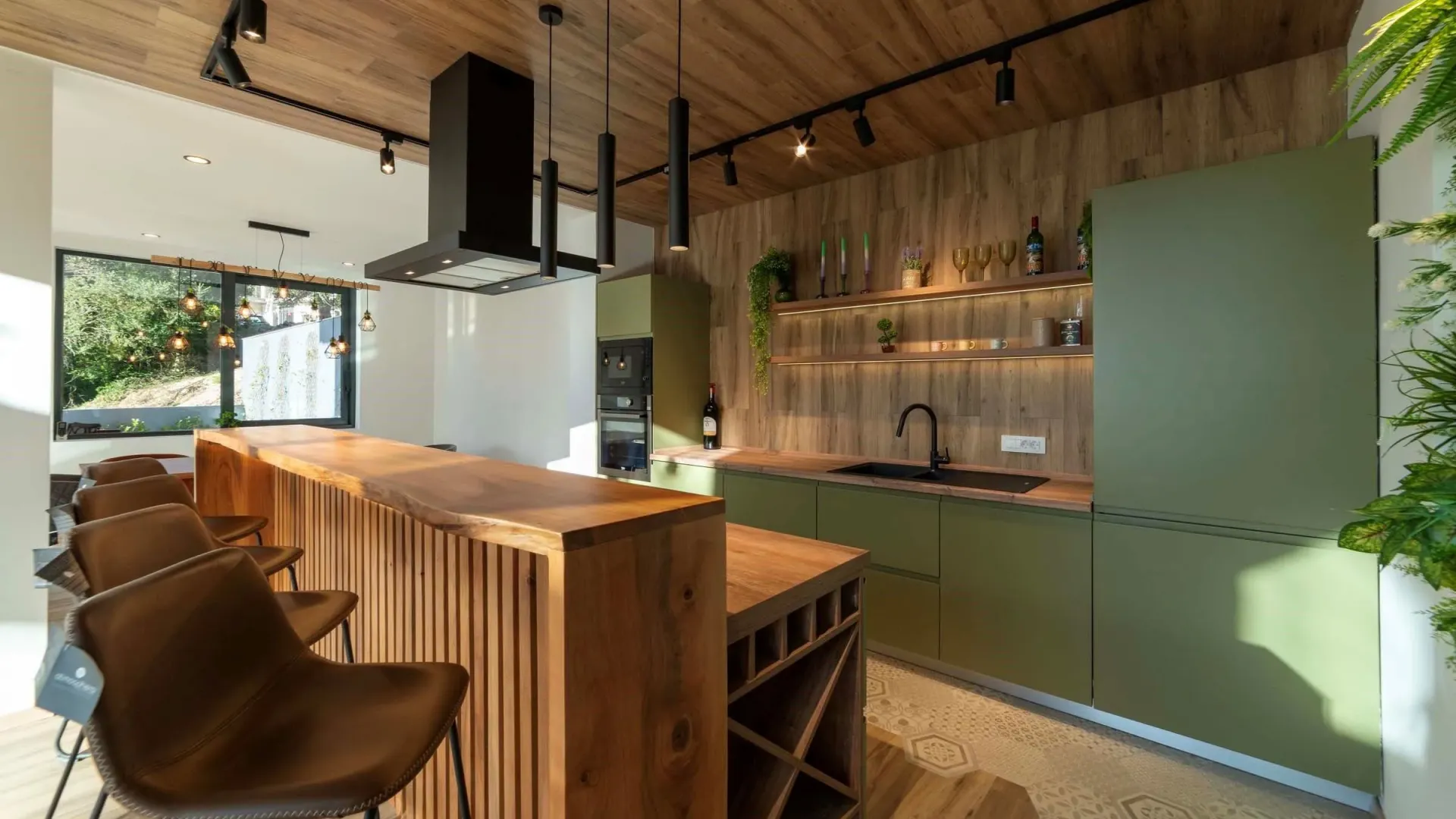 Sale, house, 480m², Kavač, Kotor