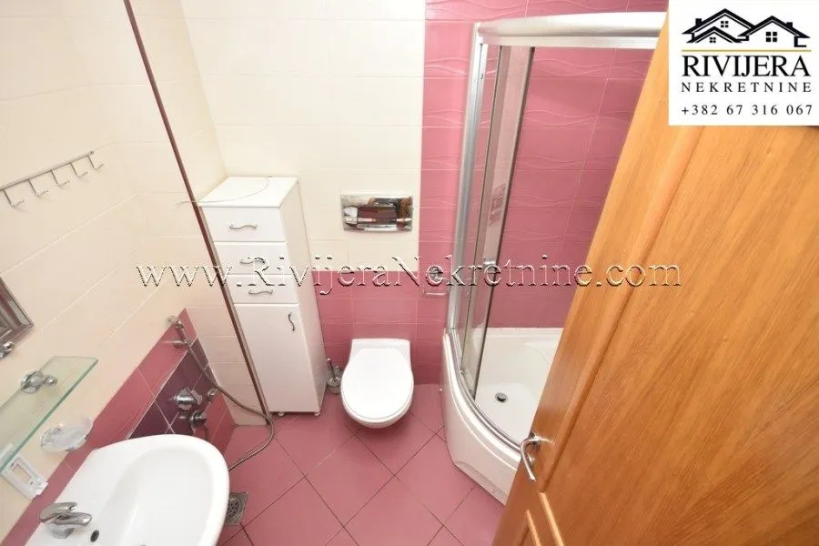 Prodaja, dvosoban stan, 68m², Đenovići, Herceg Novi