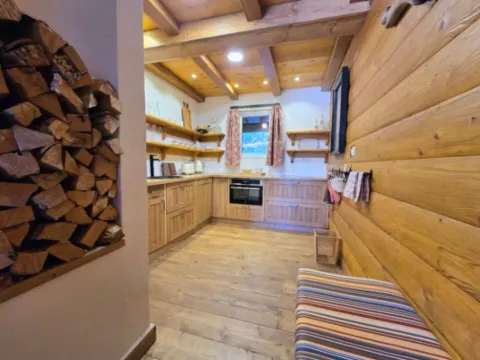 Prodaja, kuća, 160m², Centar, Žabljak - image 10