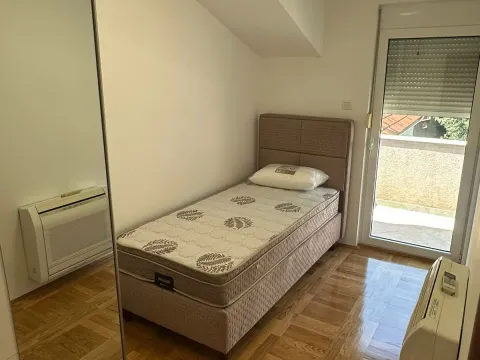 Rent, two bedroom apartment, 62m², Momišići, Podgorica - image 9