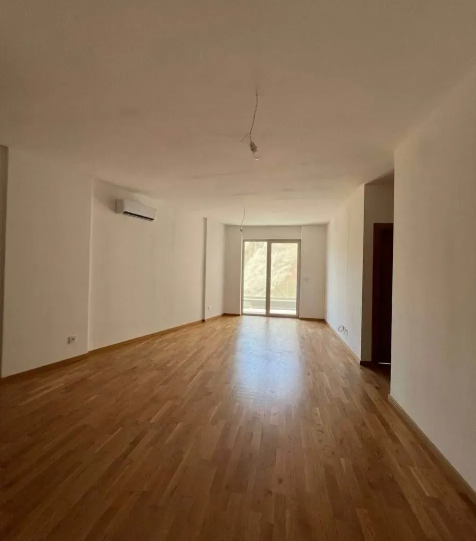 Sale, two bedroom apartment, 62m², Bečići, Budva