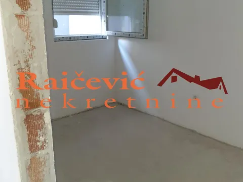 Prodaja, trosoban stan, 66m², Voždovac Sve Podlokacije, Beograd - image 9