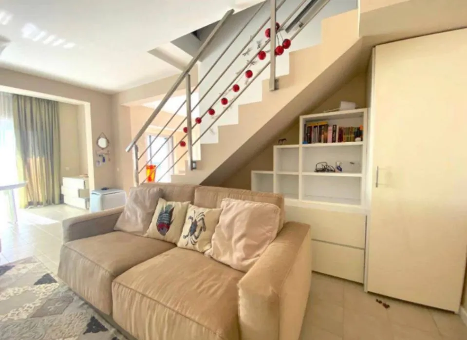 Sale, house, 300m², Blizikuće, Budva