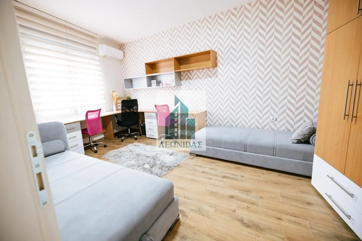 Sale, house, 290m², Medijana, Niš