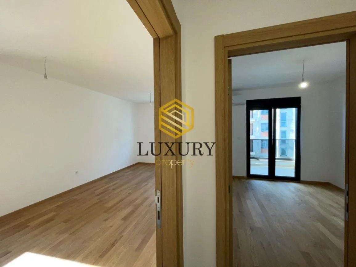 Rent, office space, 47m², City Kvart, Podgorica