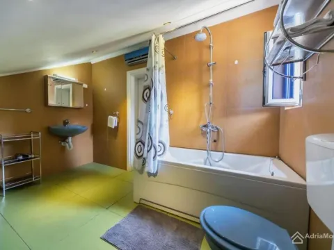 Prodaja, kuća, 220m², Đuraševići, Tivat - image 3