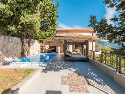 Prodaja, kuća, 280m², Budva, Crna Gora - image 2