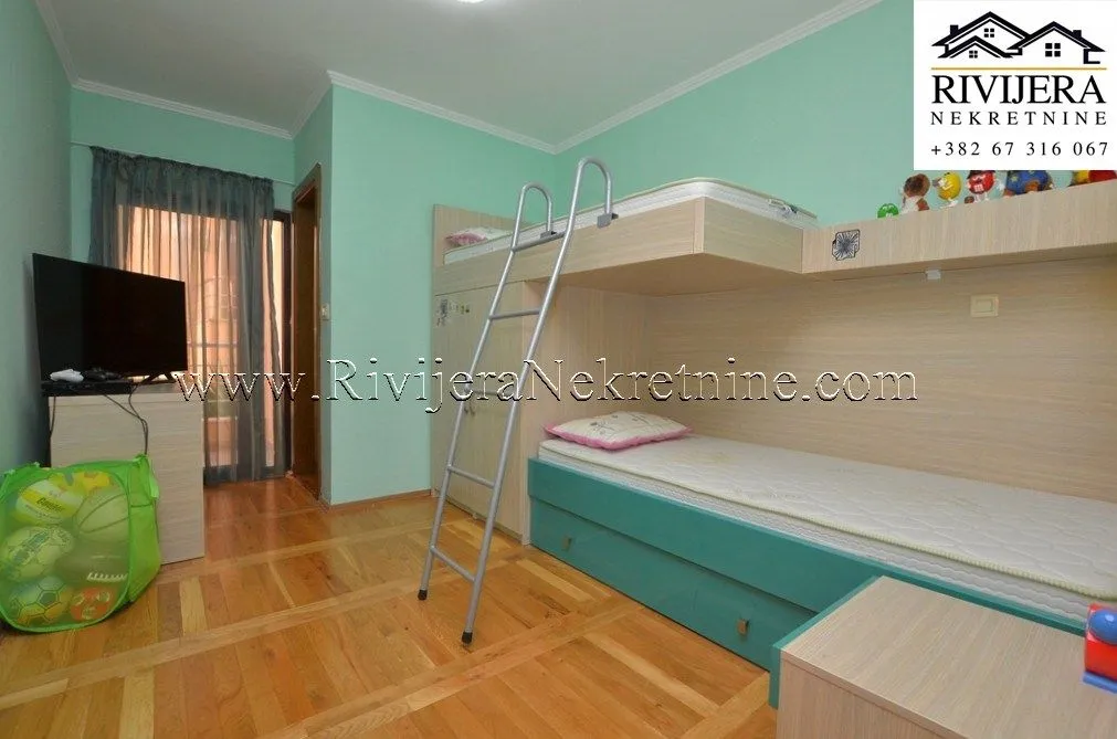 Prodaja, dvosoban stan, 98m², Đenovići, Herceg Novi