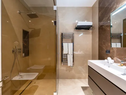 Prodaja, dvosoban stan, 300m², Đuraševići, Tivat - image 13