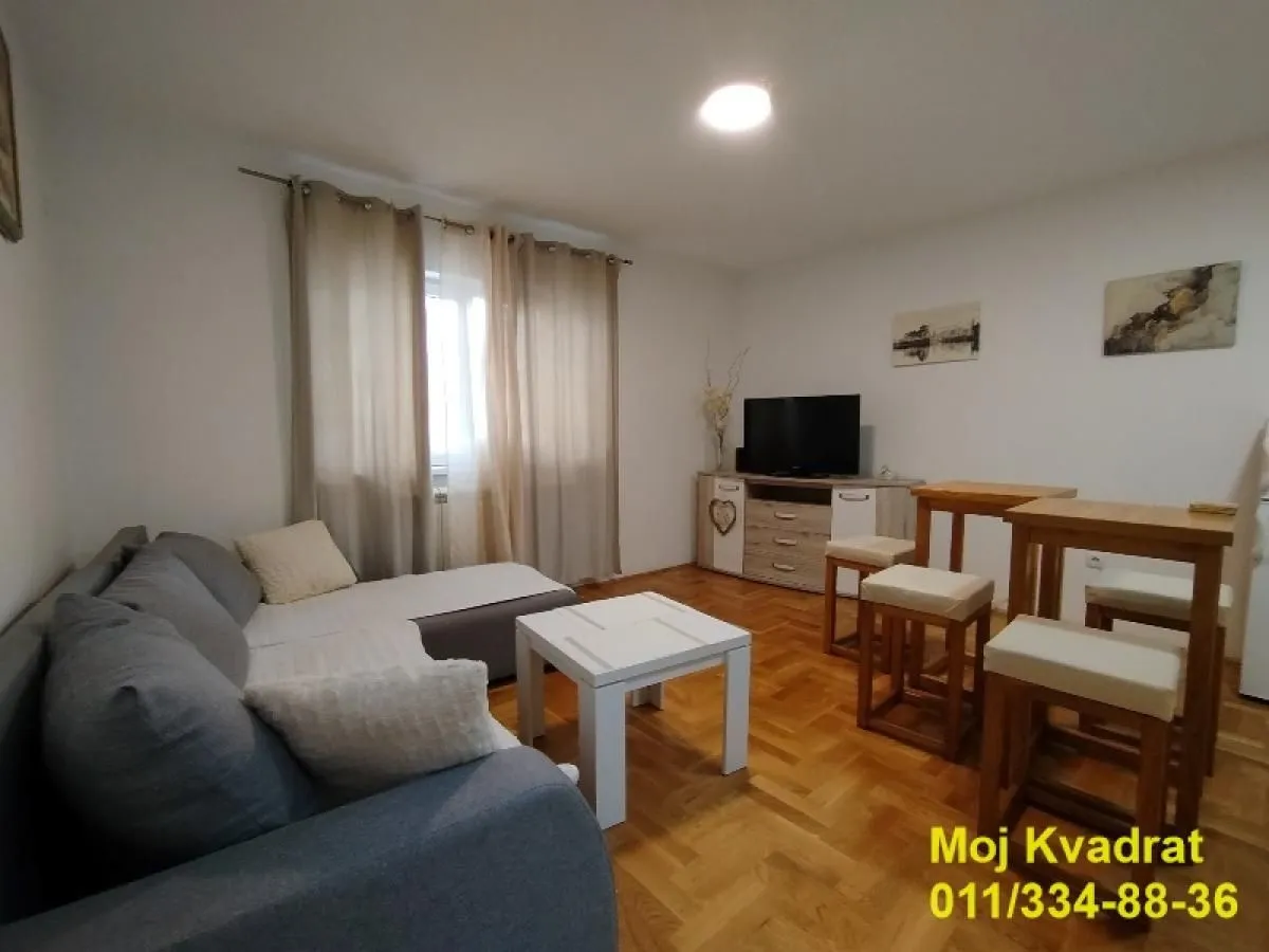 Rent, one bedroom apartment, 42m², Zemun Sve Podlokacije, Beograd