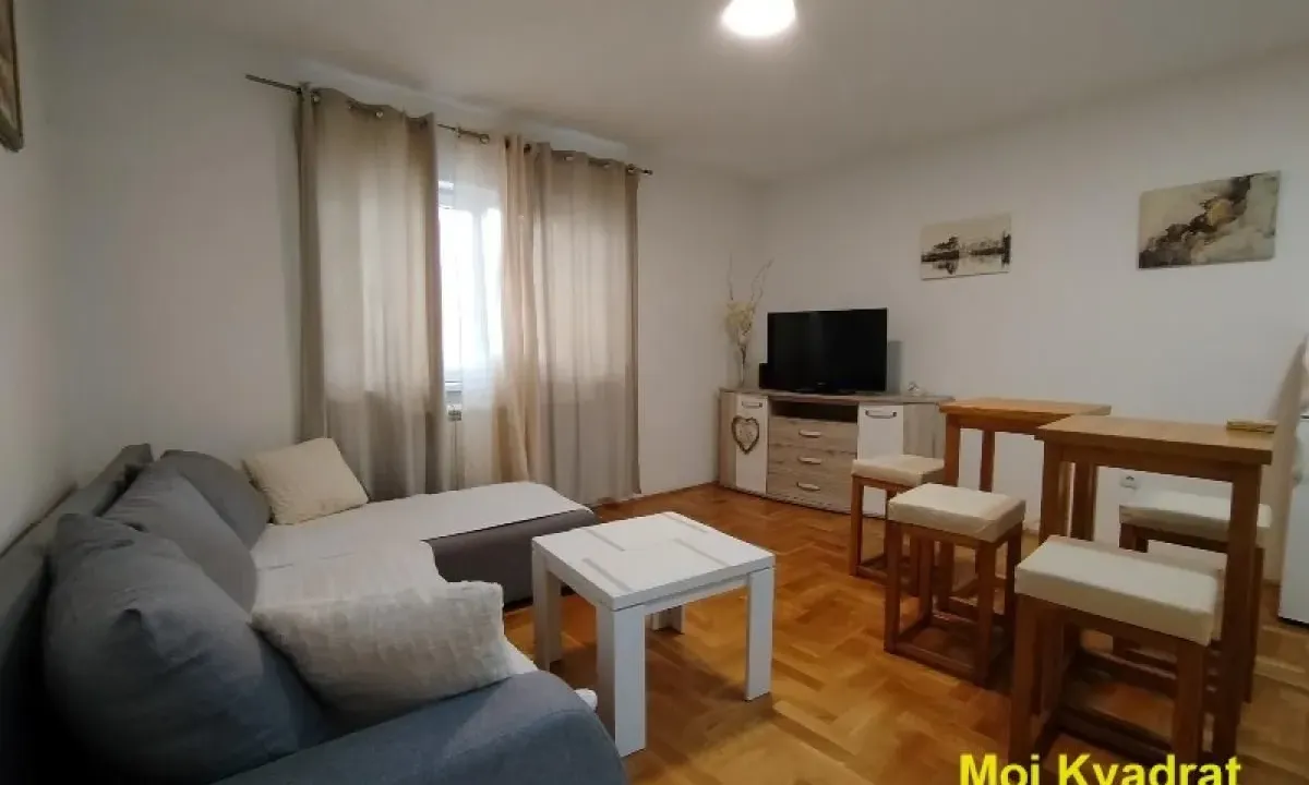 Rent, one bedroom apartment, 42m², Zemun Sve Podlokacije, Beograd