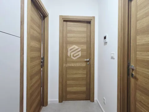 Rent, one bedroom apartment, 48m², City Kvart, Podgorica - image 12